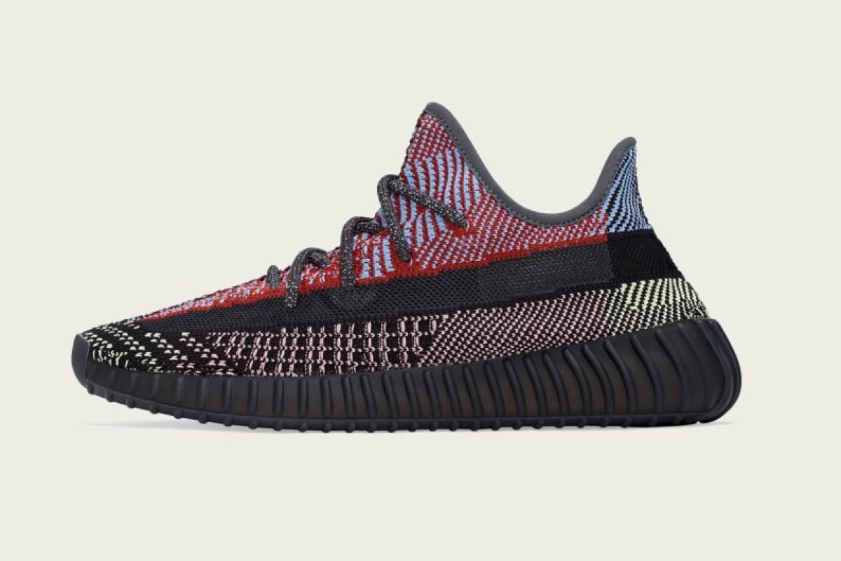 Sneakers Yeezy Boost 350 v2 Yecheil resmi dirilis, ini keistimewaannya