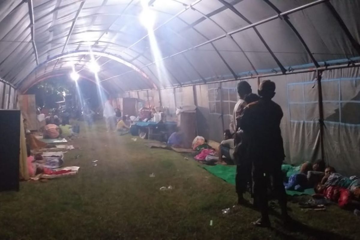 Puluhan nelayan Pondok Perasi mulai tempati tenda relokasi