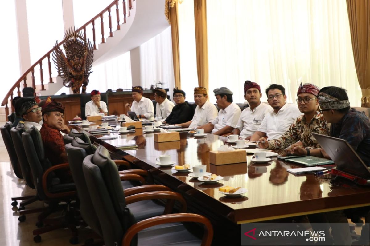 Gubernur minta Dermaga Benoa utamakan arsitektur dan filosofi Bali