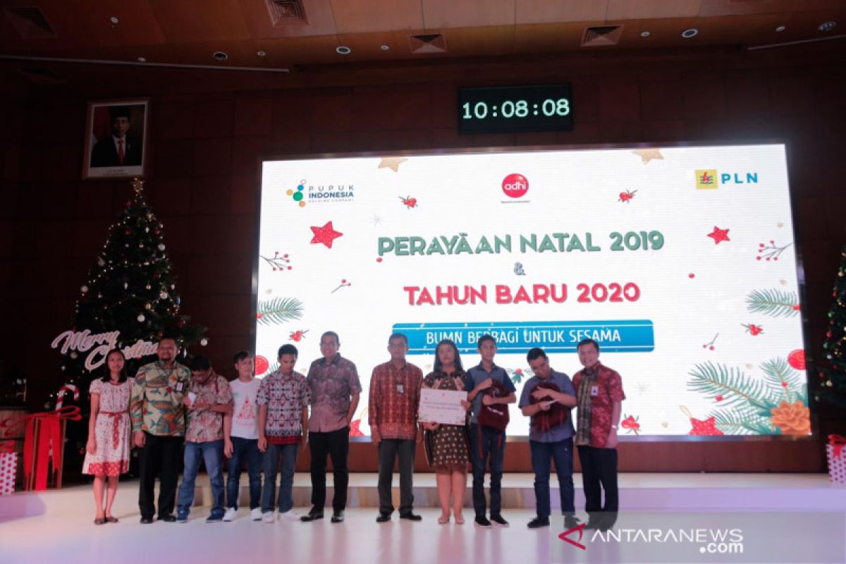 Natal-Tahun Baru, Tiga BUMN bersinergi donasi pada 350 anak yatim