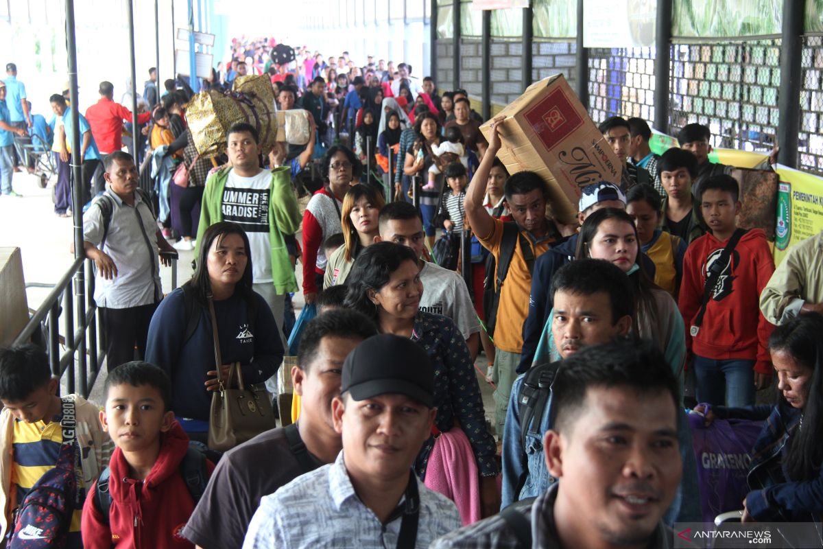 Penumpang kapal laut di  Tanjungpinang melonjak  H-1 Natal