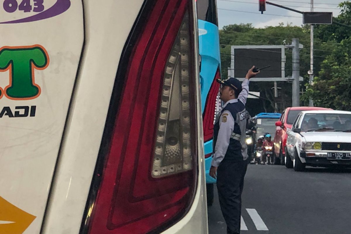 Yogyakarta menyiapkan manajemen lalu lintas bus pariwisata