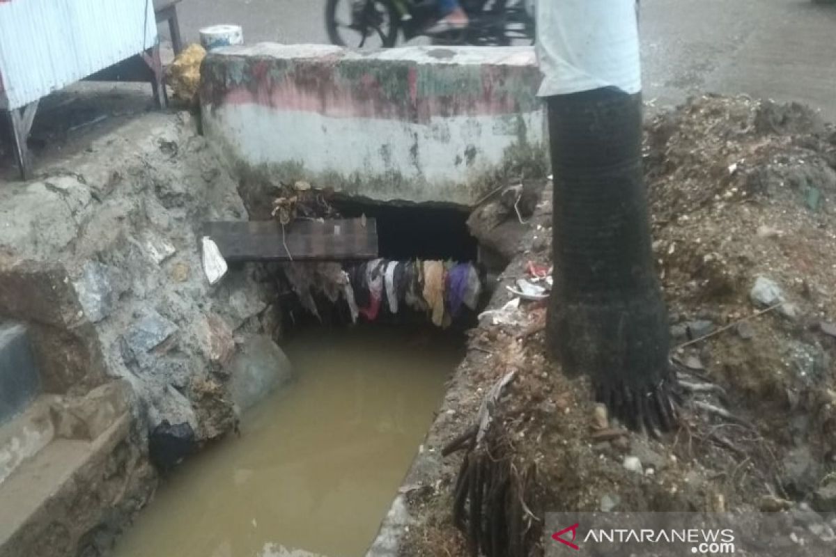 DLHK intensifkan penanganan drainase pada musim penghujan