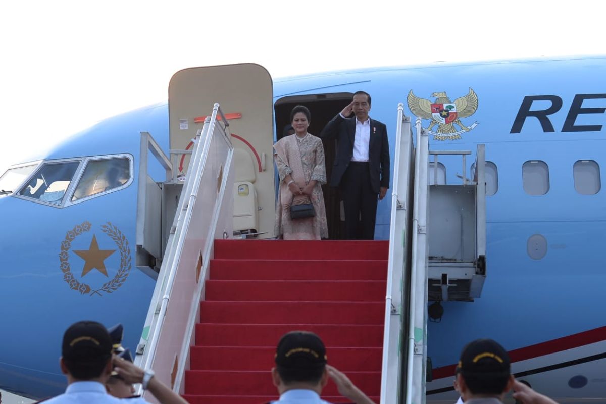 President departs for East Java to visit petrochemical plant