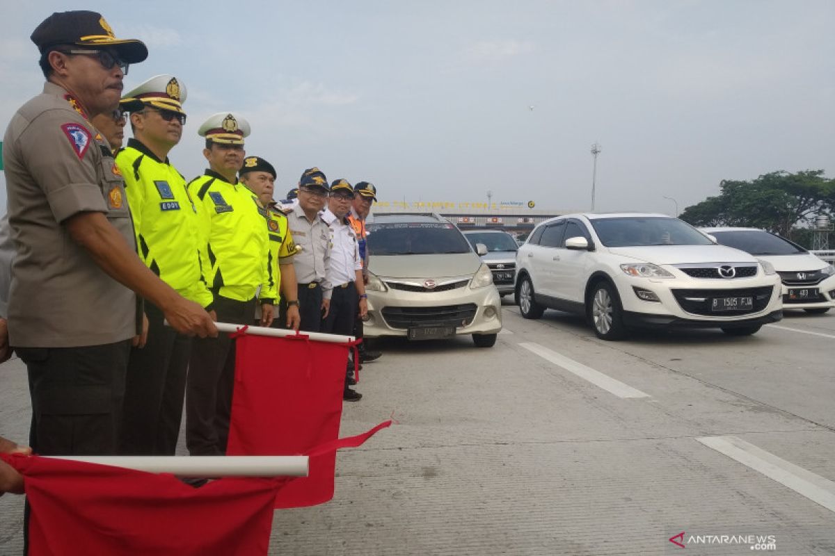 Kakorlantas: Tol Trans Jawa hari ini berlaku satu arah