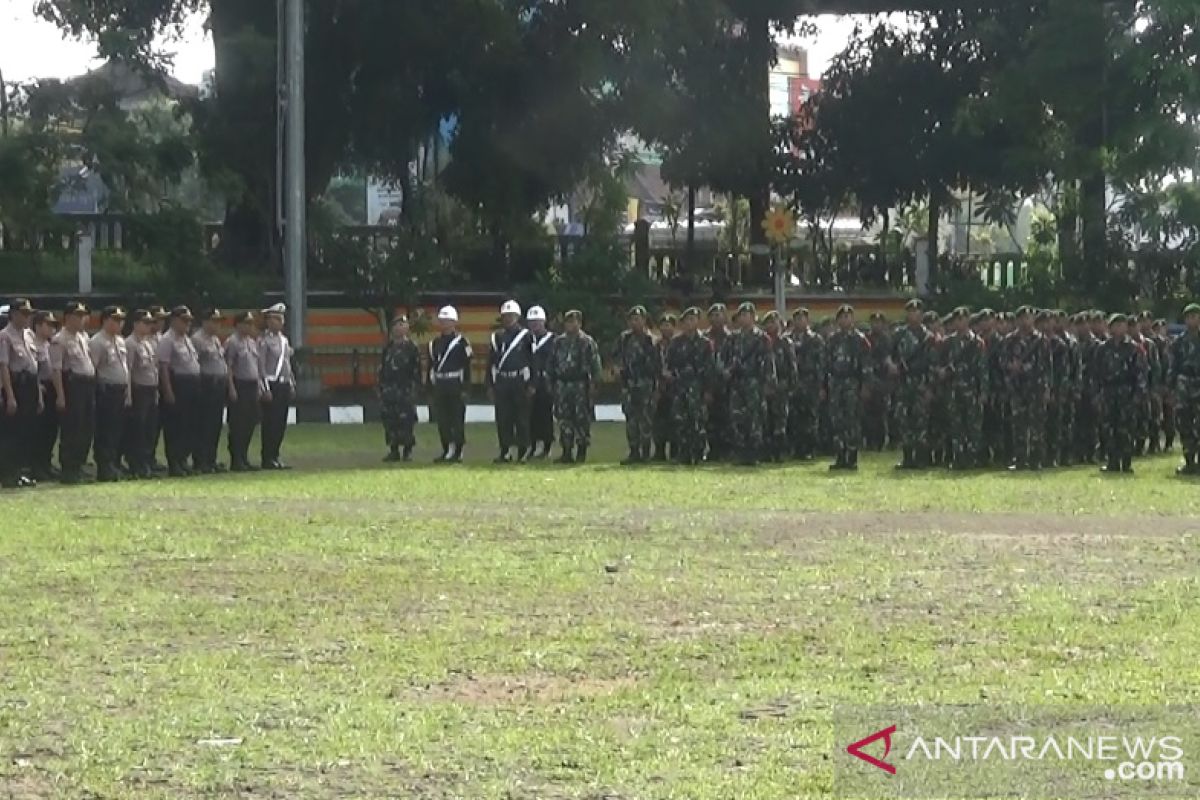 Ratusan petugas gabungan siaga amankan Natal dan Tahun Baru di Sukabumi