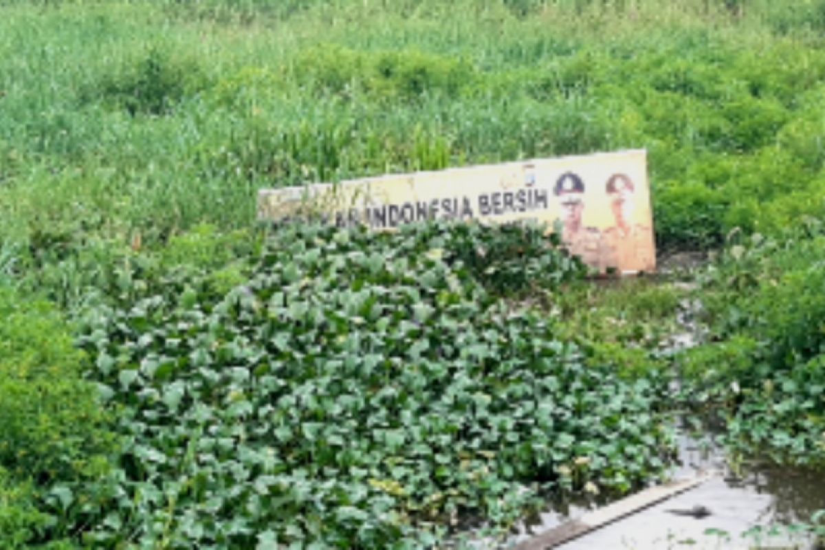 Kondisi Sungai Selor masih memprihatinkan