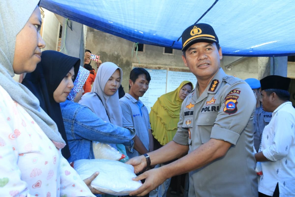 Dua terduga teroris di Tanah Datar  diperiksa Densus 88