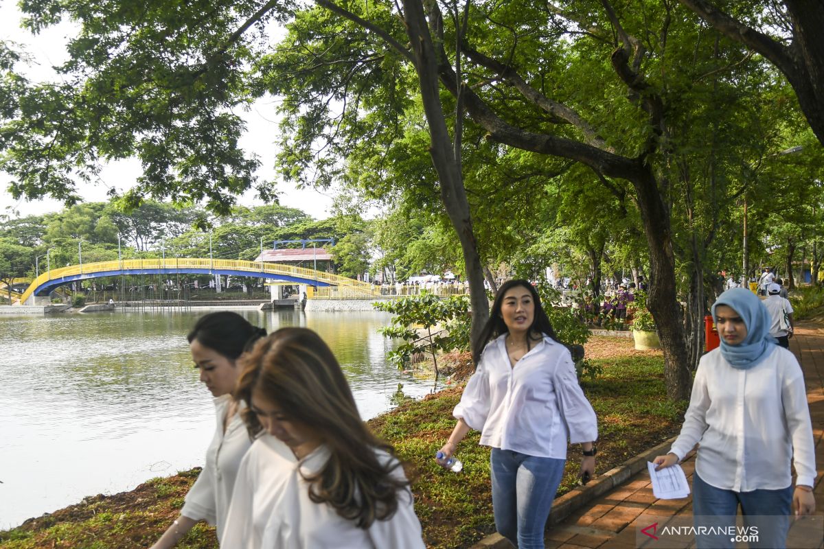 Andien sebut hutan kota penting untuk menjaga kewarasan warga