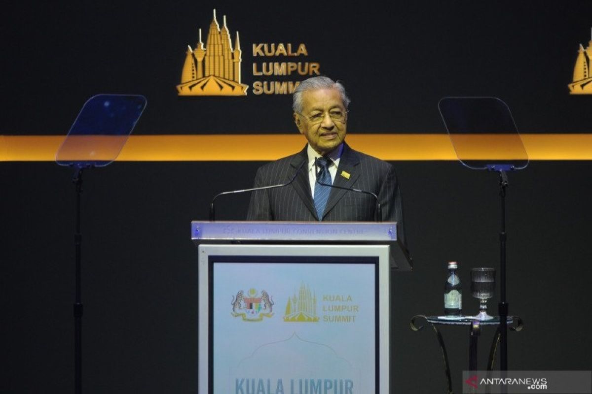 Presiden Xi Jinping  telepon Mahathir Mohamad bicarakan corona