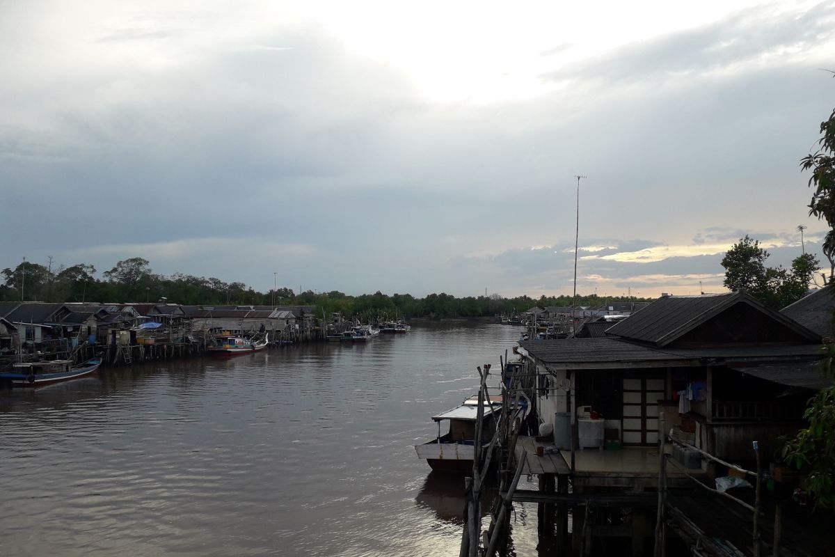 Nelayan Kurau Bangka Tengah keluhkan kondisi pendangkalan alur masuk dermaga