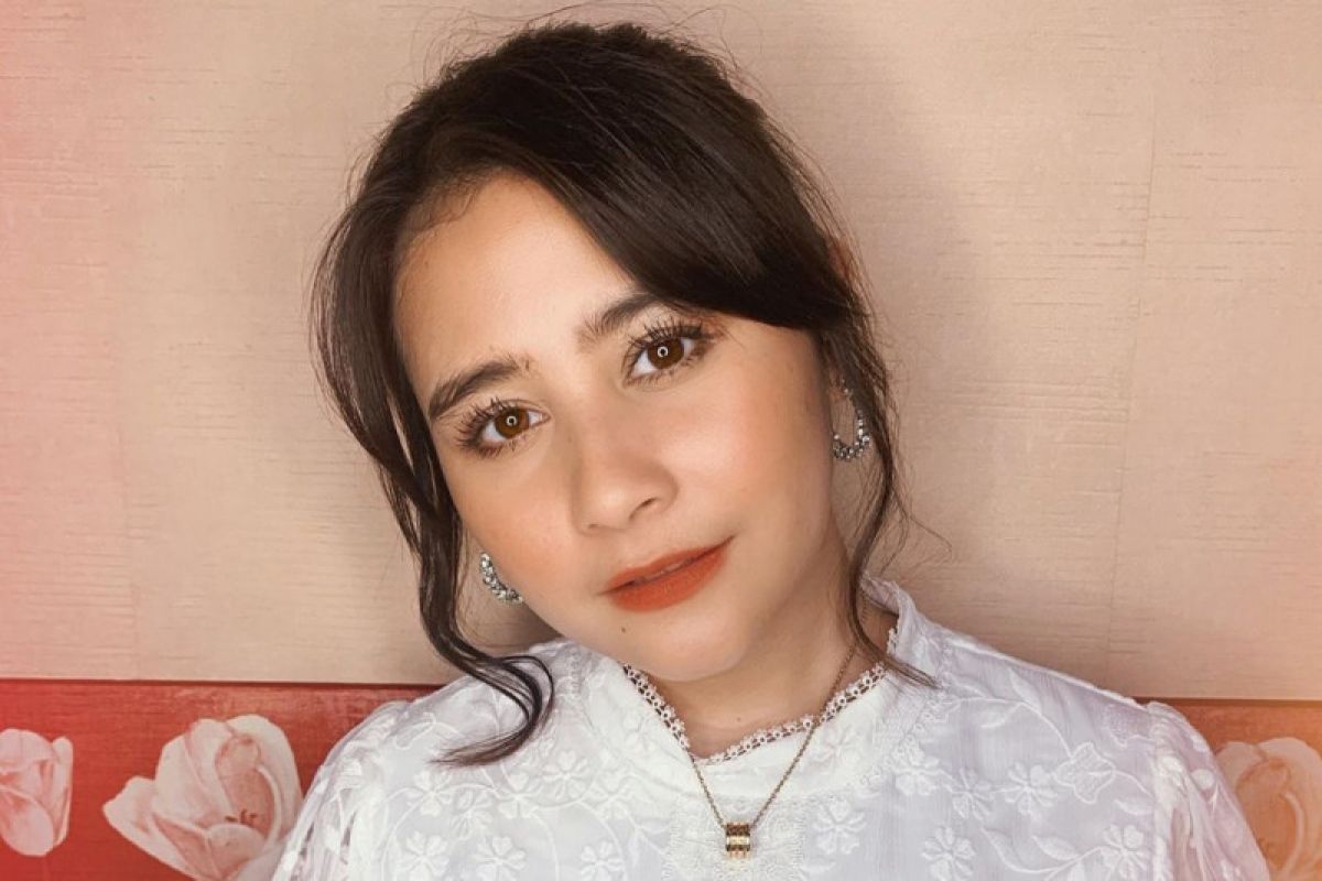 Prilly Latuconsina ekstra hati-hati lakukan transfer pemain Persikota