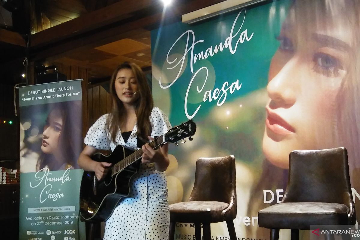 Amanda Caesa, putri Parto Patrio debut di dunia musik