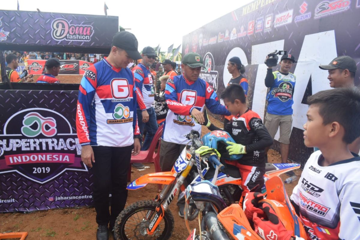 Meriahkan Hari Juang TNI AD, Kodim 0204/DS gelar kejuaraan motocross