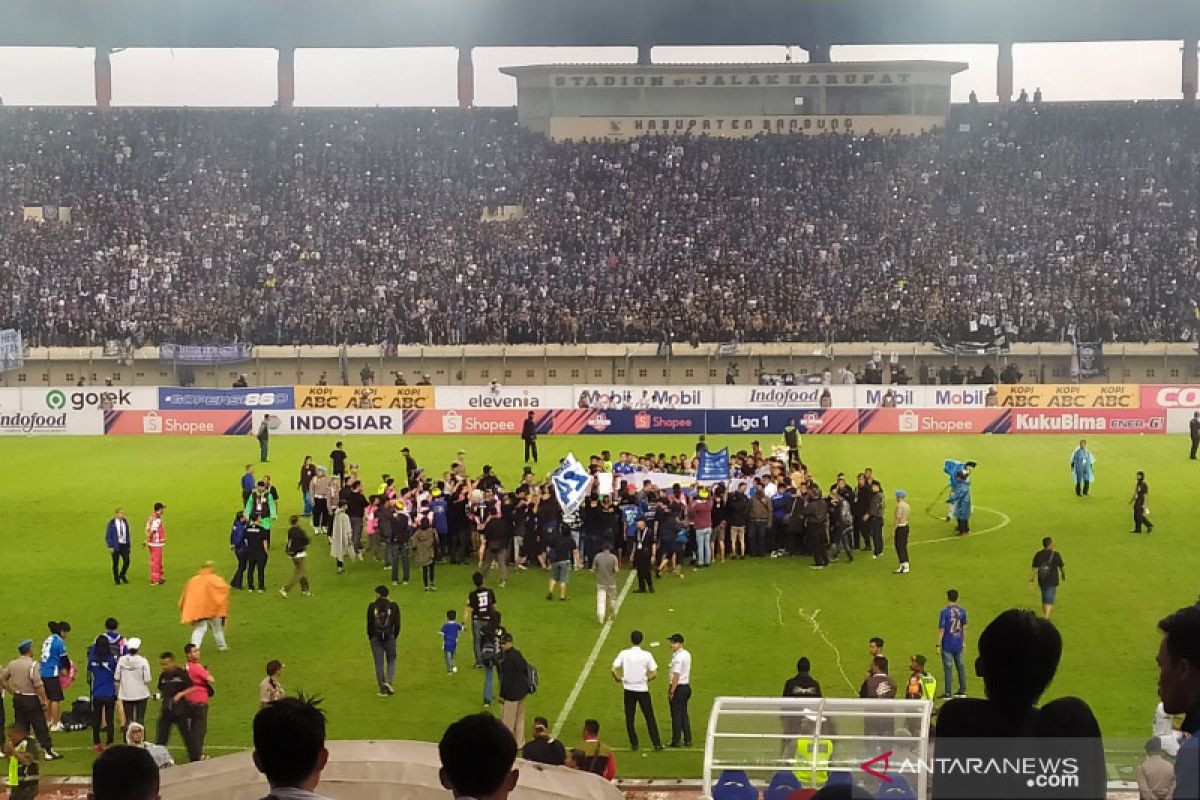 Hariono mencetak gol perpisahan dengan Persib