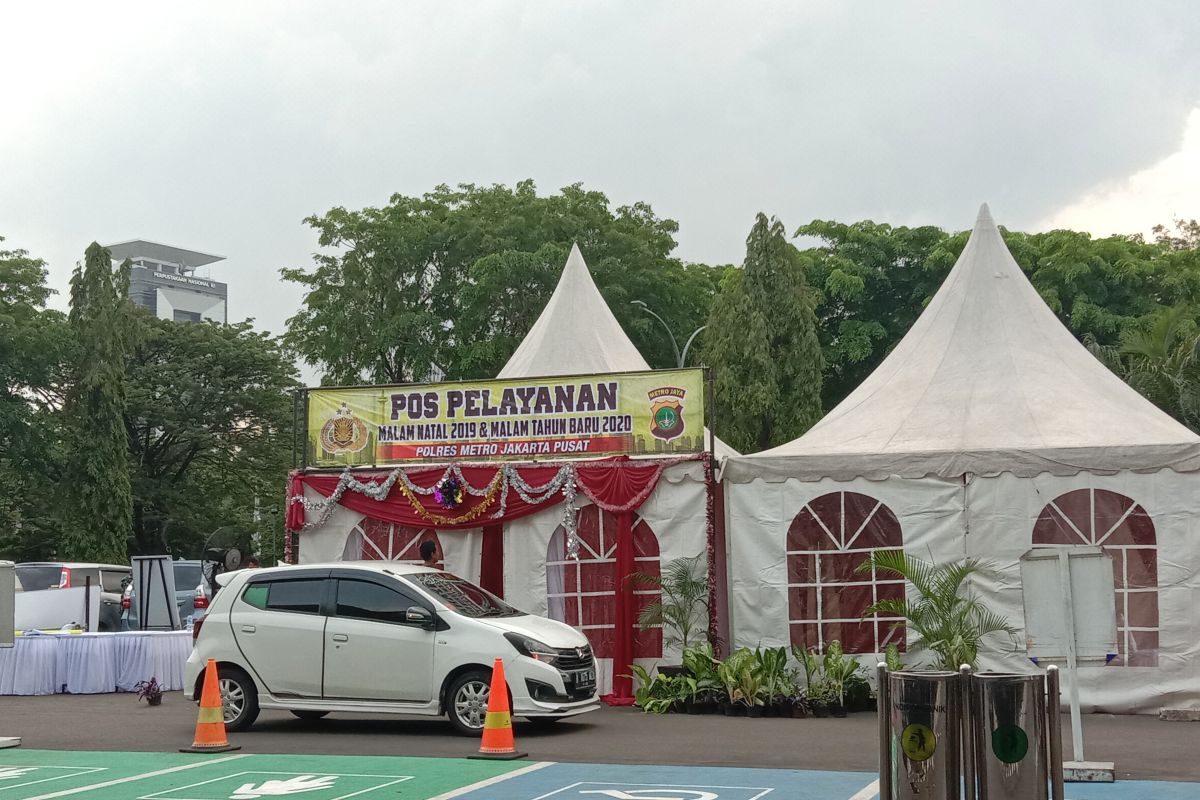 Pos pengamanan Stasiun Gambir mulai layani penumpang