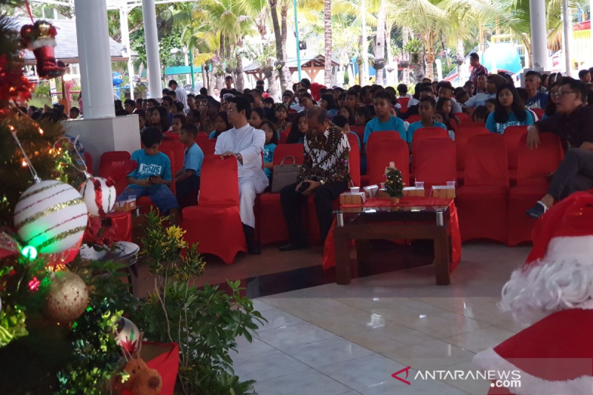 REI berbagi kasih ke anak-anak panti asuhan