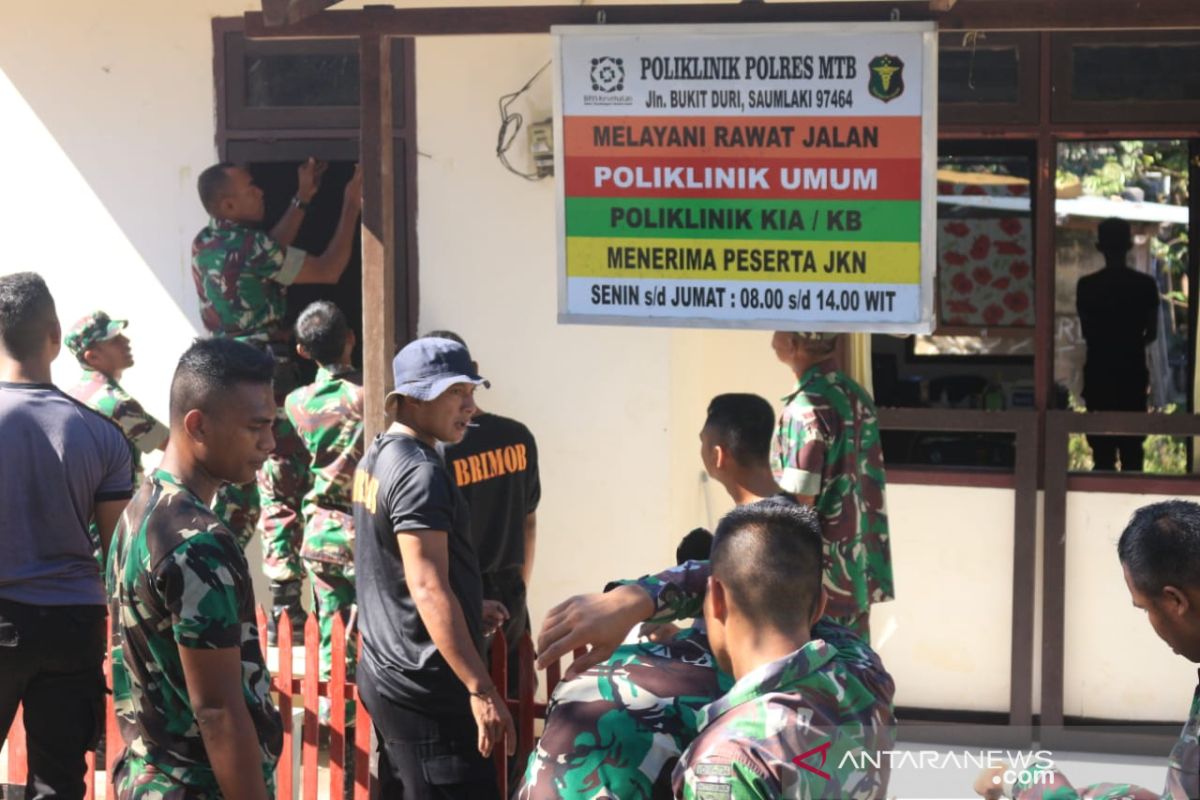 Pangdam dan Kapolda  selesaikan kesalahpahaman anggota di Saumlaki