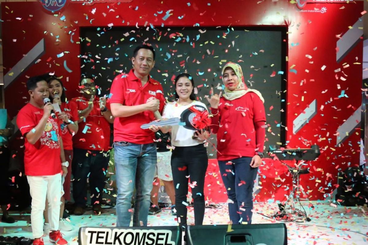 16-22 Desember, Telkomsel selenggarakan 