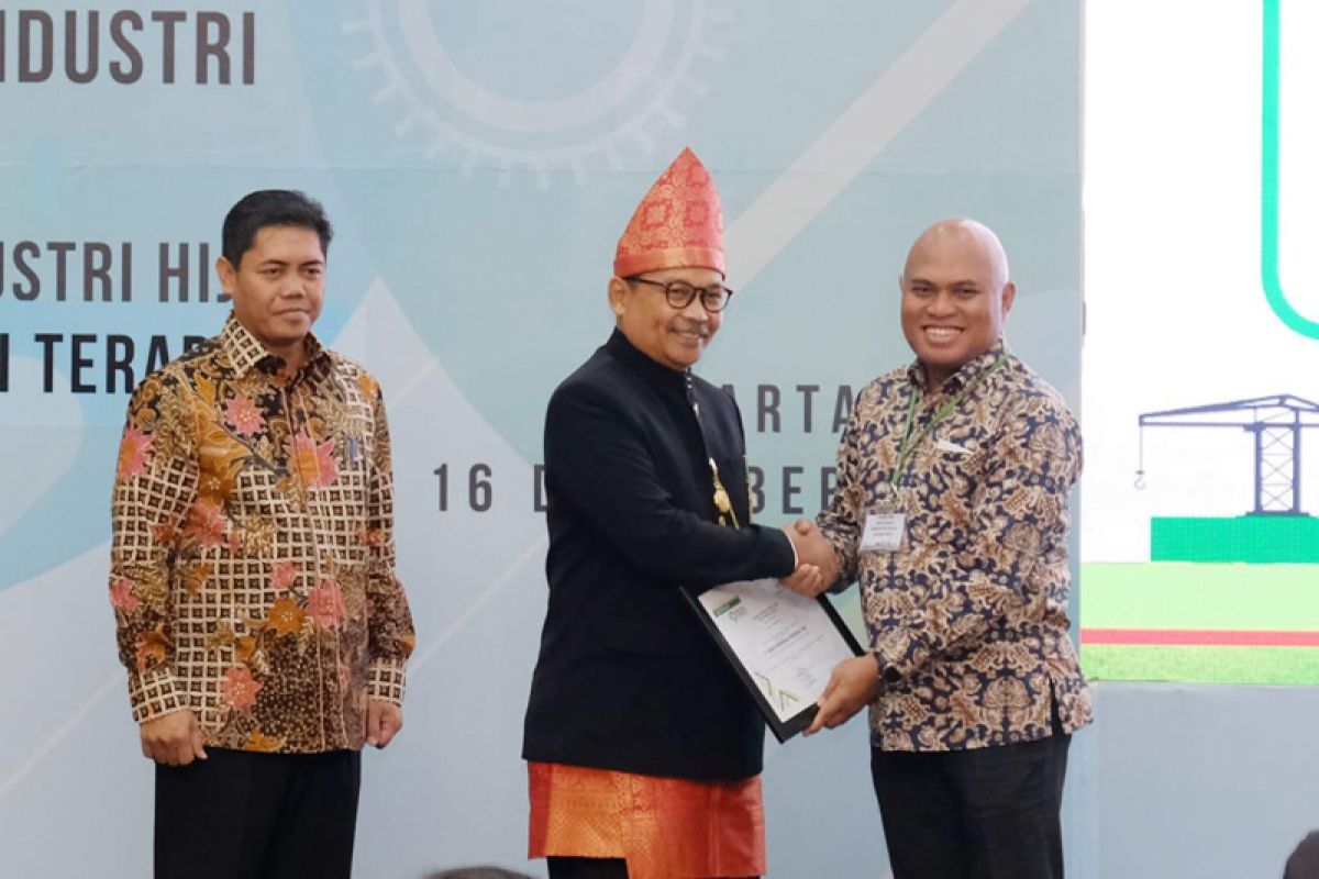 Semen Gresik Raih Penghargaan Industri Hijau dan Sertifikasi Industri Hijau (bagian pertama)