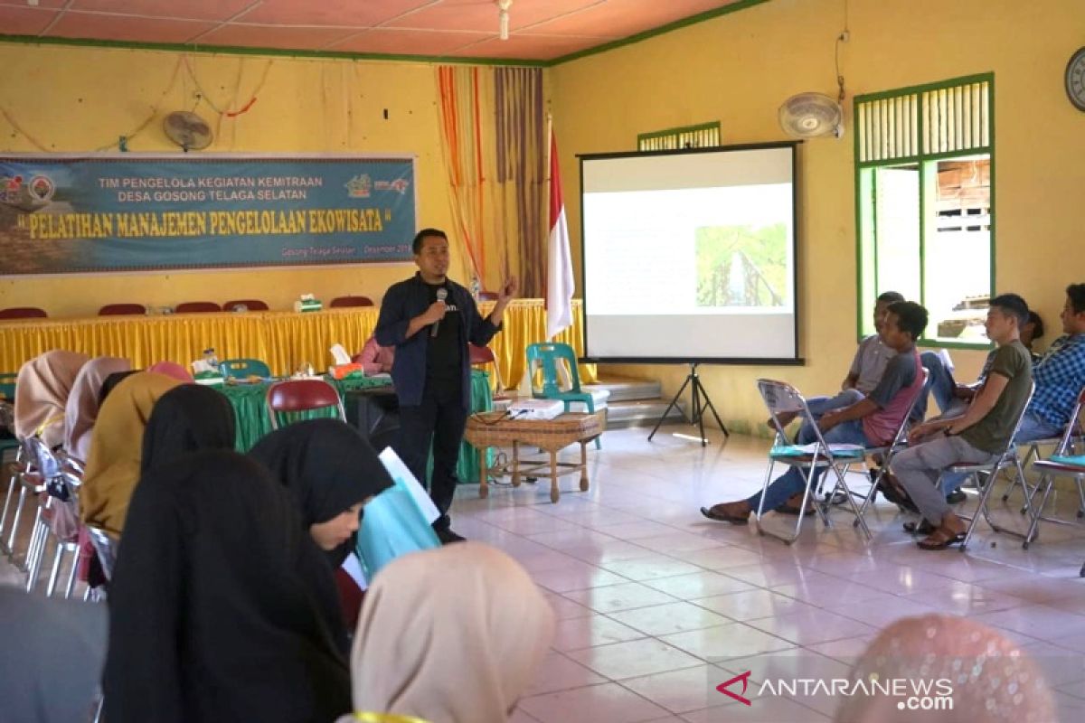 Pemuda Aceh Singkil dibekali pengelolaan ekowisata daerah