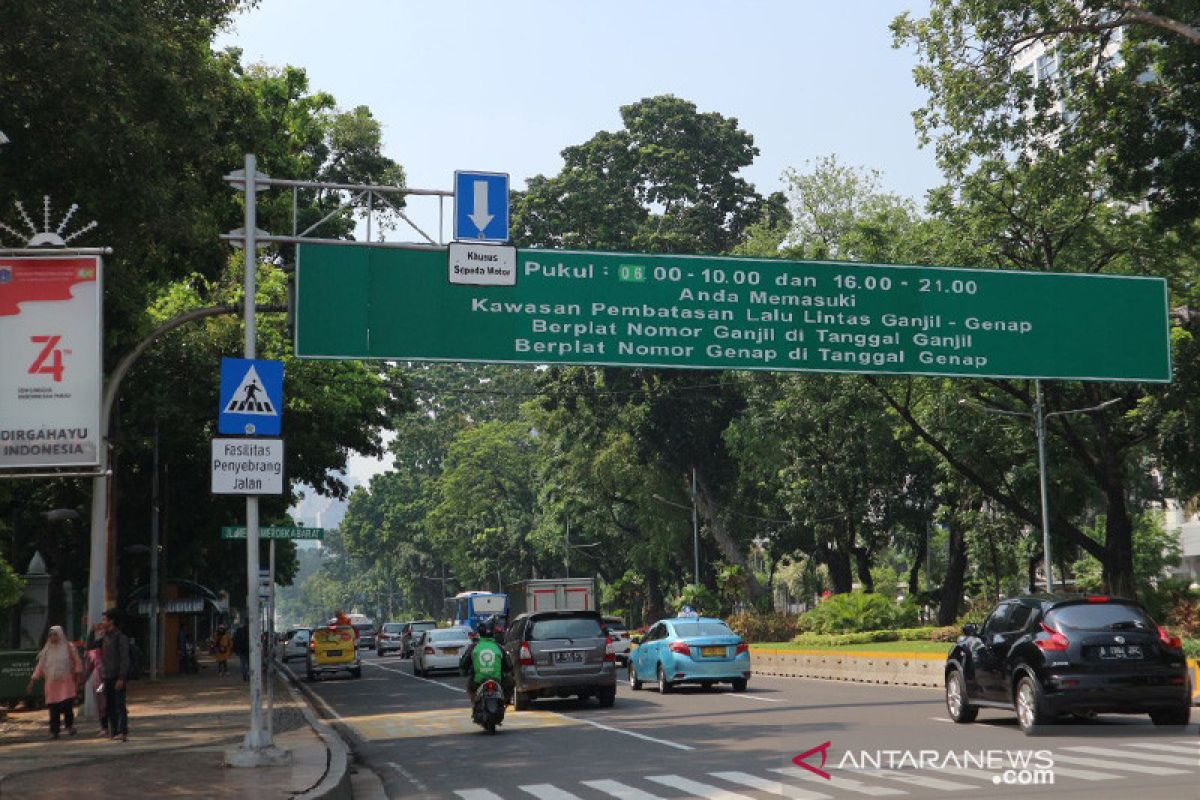 Jalan protokol Jakarta ramai lancar pada Selasa pagi