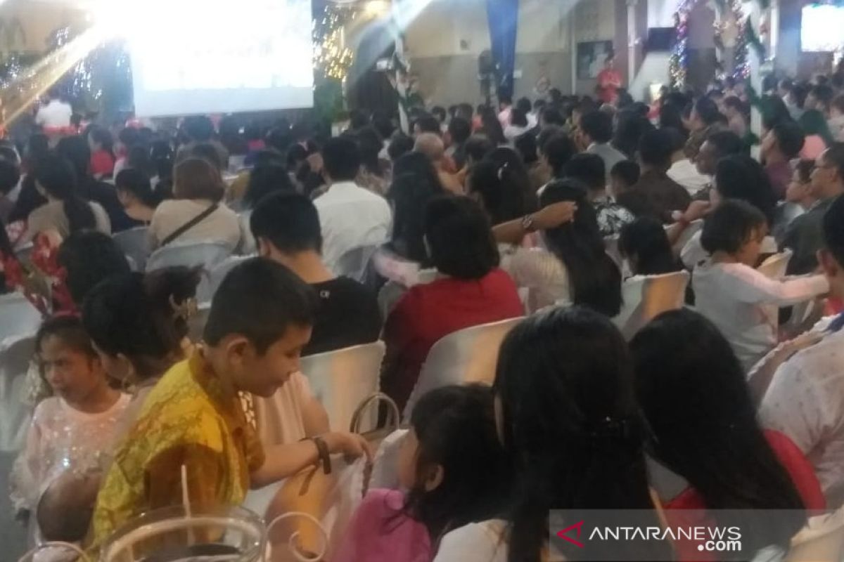 Kapolda Sumut tinjau pengamanan malam Natal di Gereja Katedral