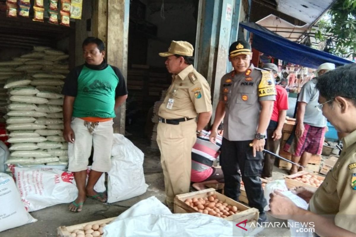 Stok kebutuhan pokok di Pekalongan dipastikan aman