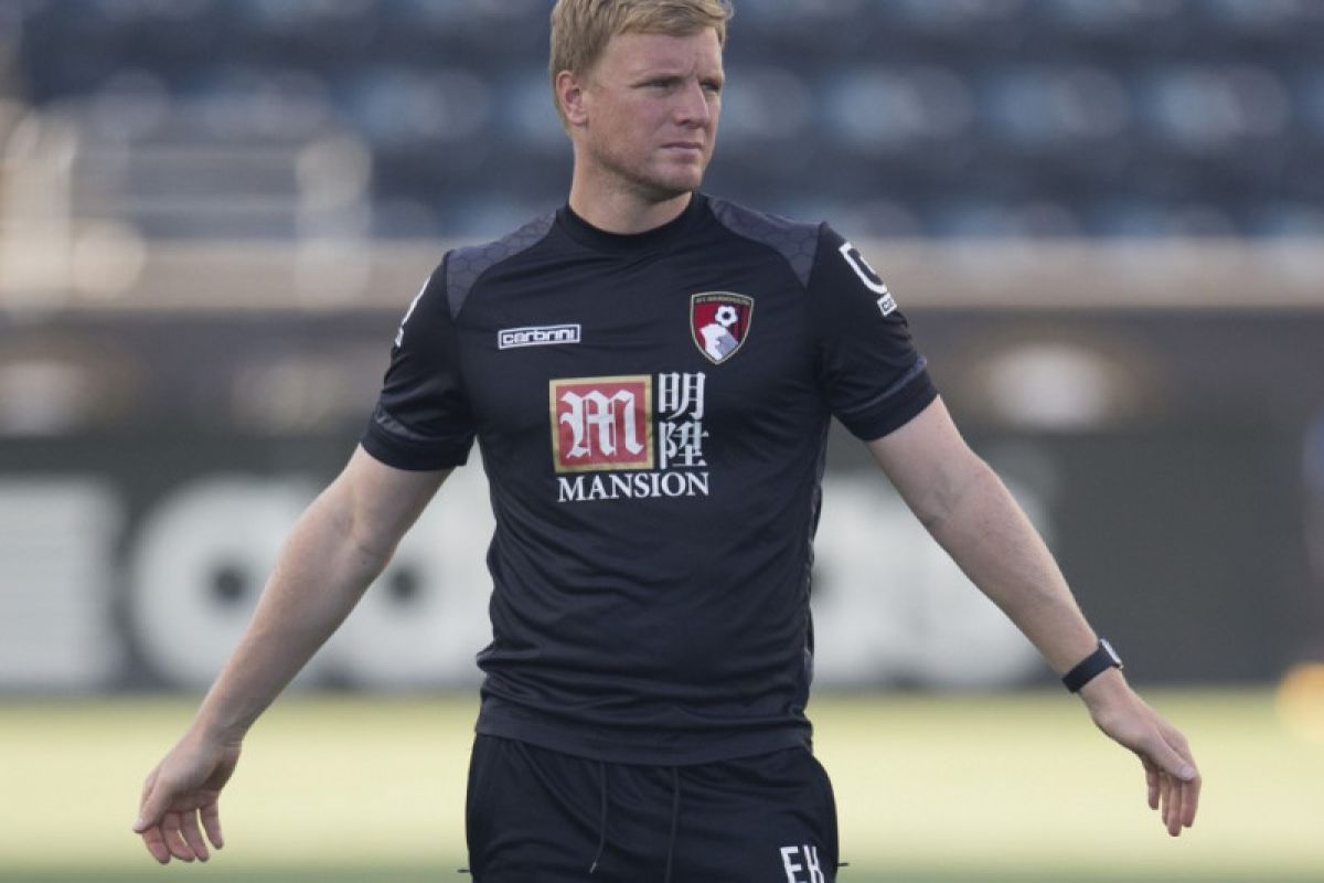 Eddie Howe tak mau terjebak oleh catatan Mikel Arteta