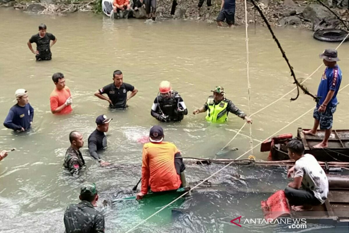 Korban meninggal dalam kecelakaan Bus Sriwijaya bertambah jadi 31 orang