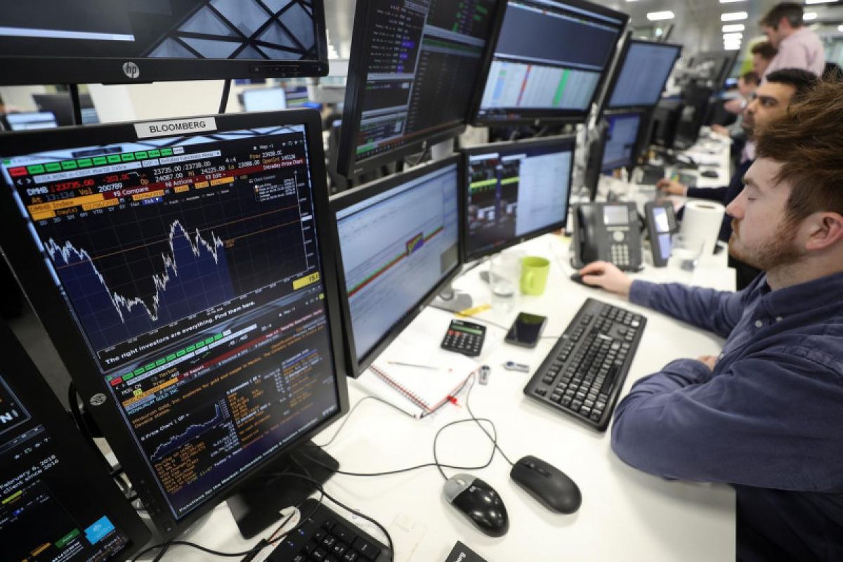 Saham Inggris "rebound", Indeks FTSE 100 terkerek 0,05 persen