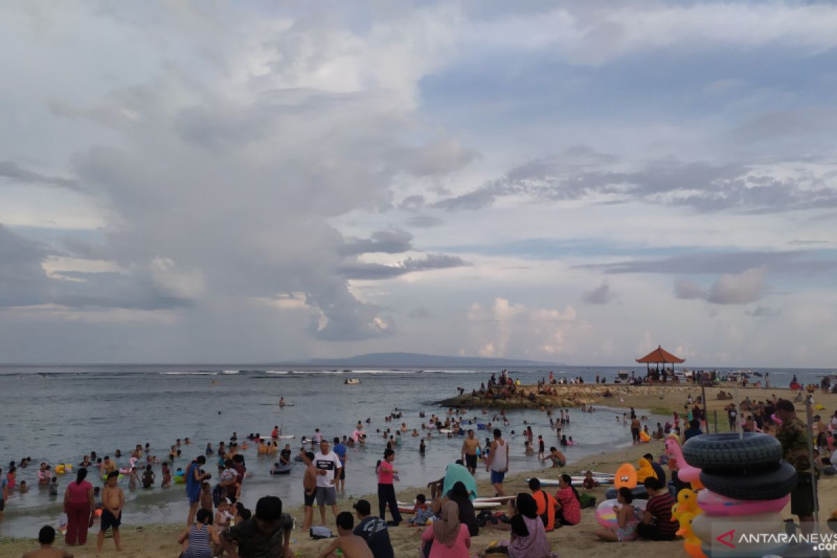 Polda Bali tingkatkan pengamanan di pantai jelang libur Tahun Baru