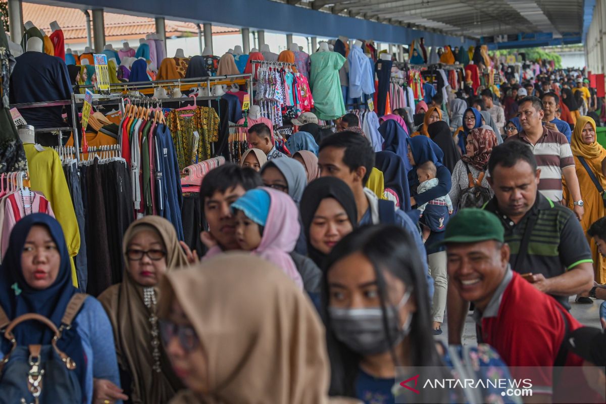 Mendag ajak pelaku usaha utamakan pemasaran produk dalam negeri