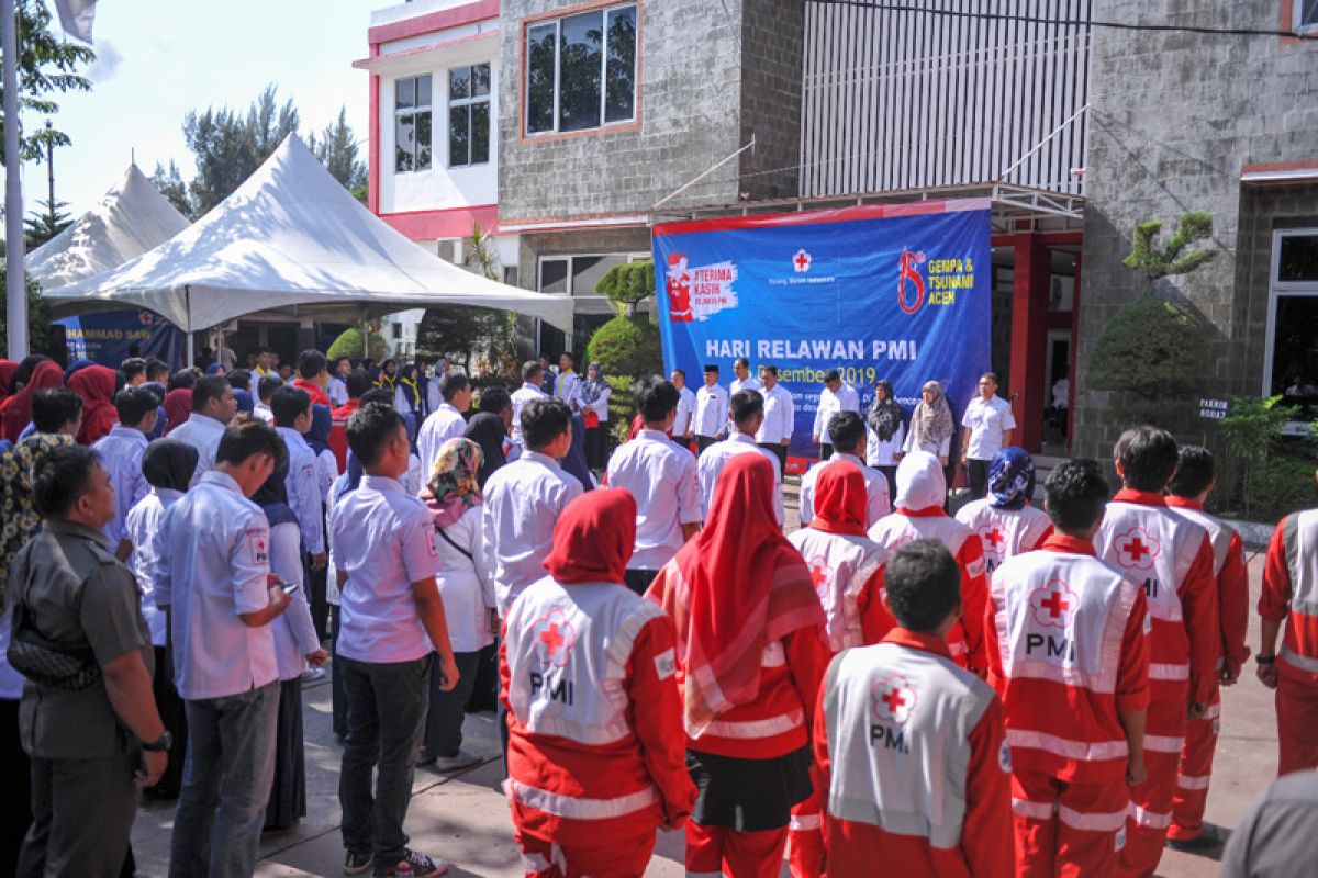 Ratusan relawan PMI peringati hari relawan
