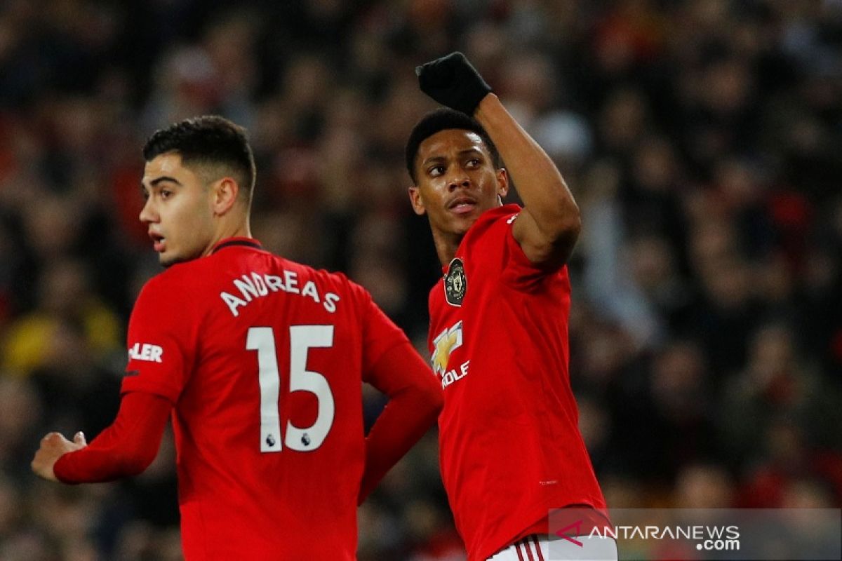 MU gilas Newcastle dengan skor 4-1