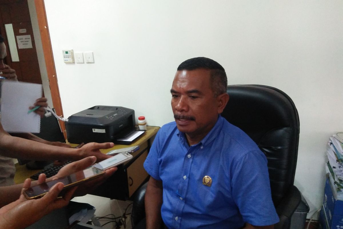 DPRD minta balai sungai tangani krisis air bersih di Maluku