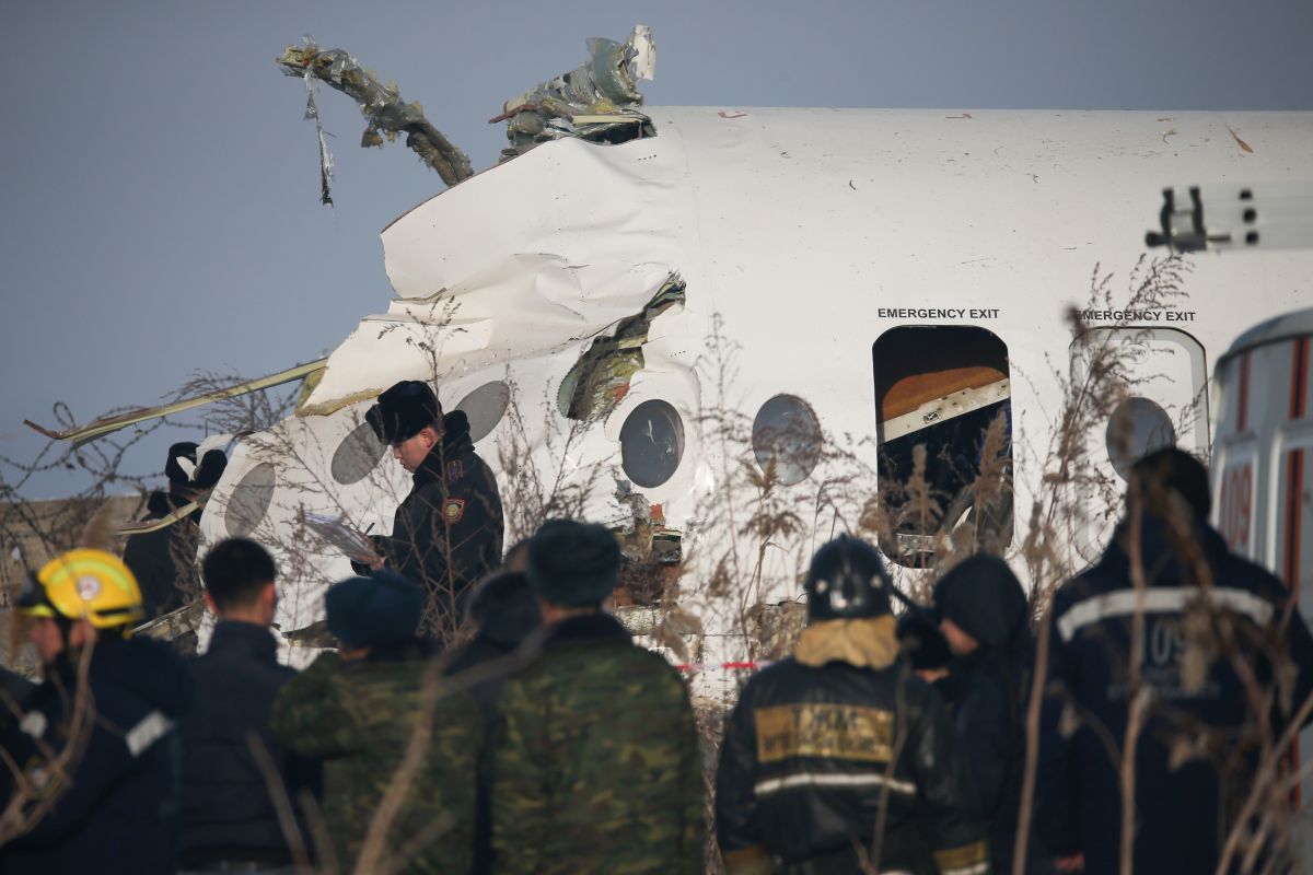 Pesawat maskapai Ukraina angkut 180 jatuh di Iran