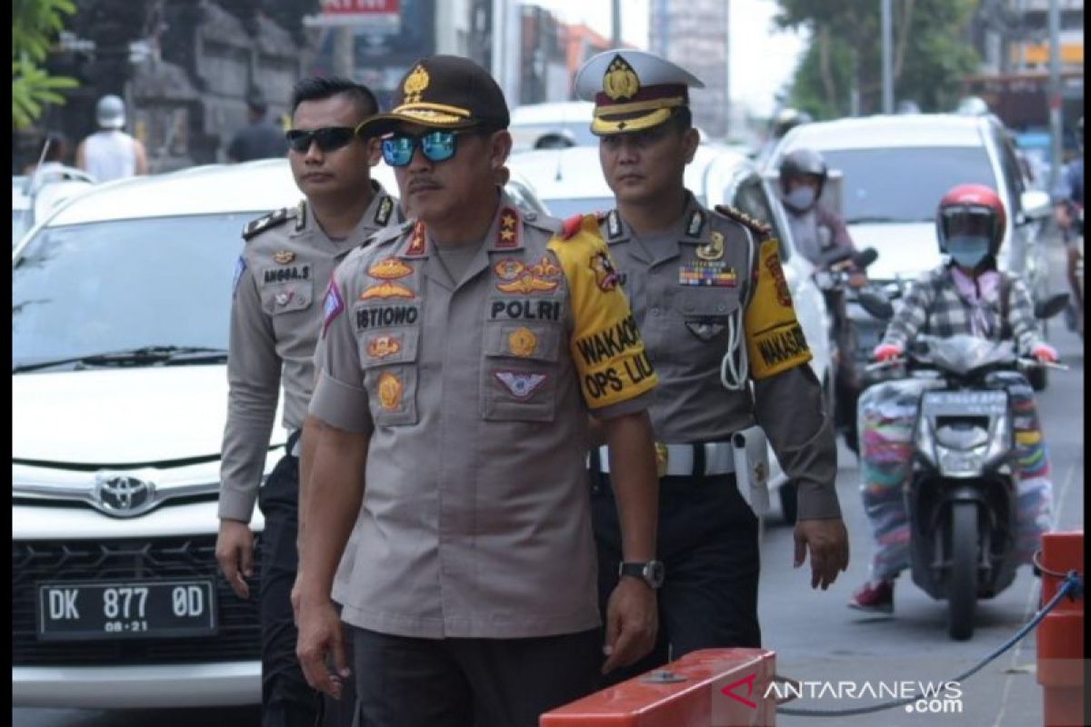 Kakorlantas prediksi kepadatan di Pantai Kuta saat pergantian tahun