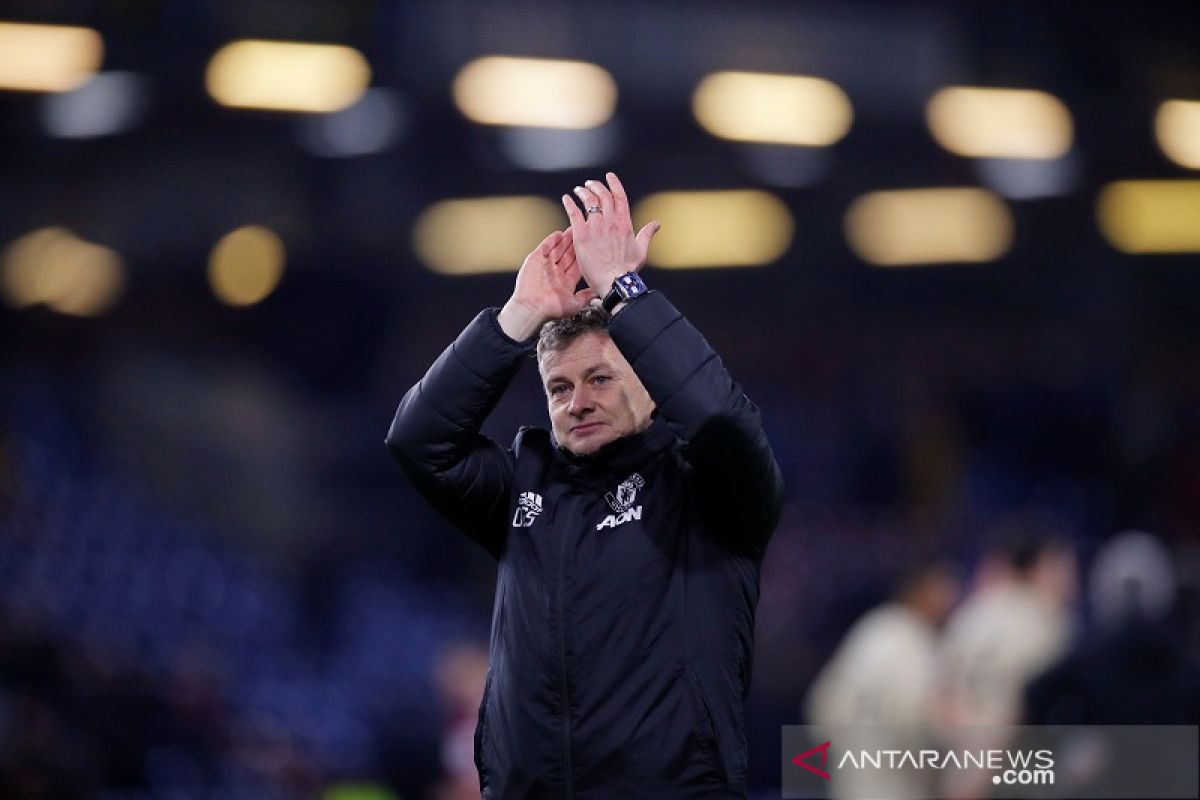 Meski saling isolasi, Solskjaer tetap kontak pemain bintang United