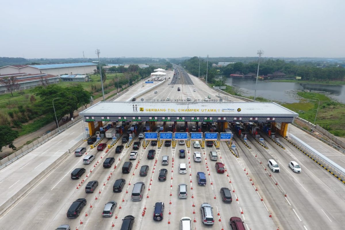 Jasa Marga berlakukan "contra flow" di Tol Japek arah Jakarta