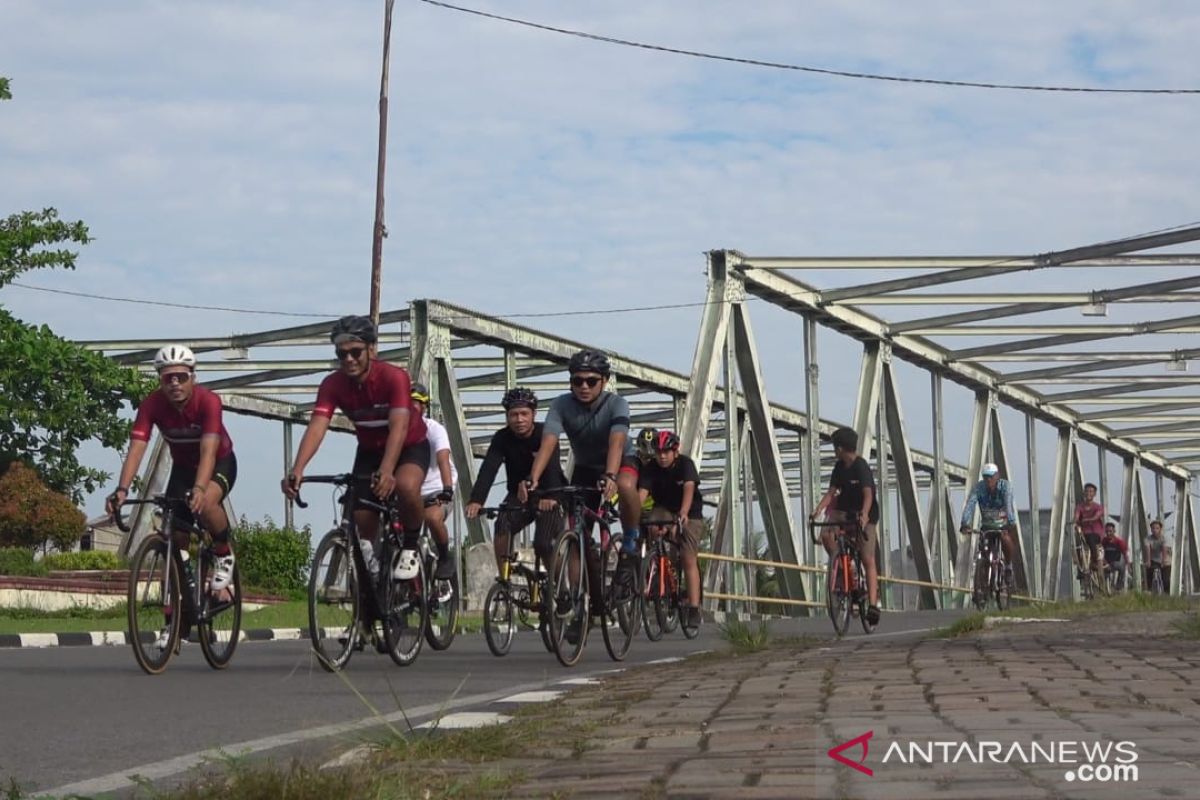 Polisi ingatkan pesepeda utamakan keselamatan saat di jalan