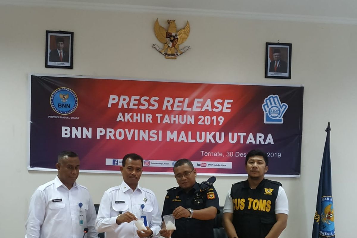 BNNP Malut tangkap kurir sabu seberat 144,30 gram