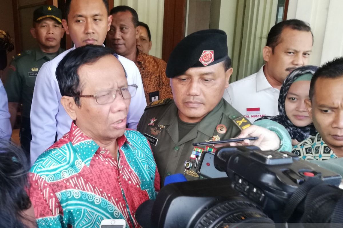 Soal banjir Jabodetabek, Mahfud: Segera dirapatkan