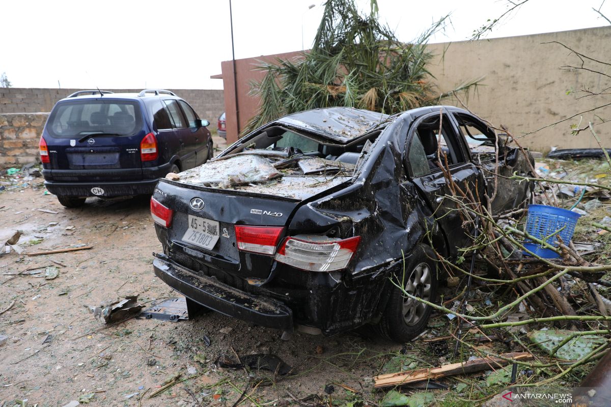 28 orang tewas buntut serangan kamp militer Tripoli