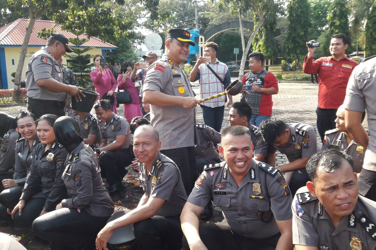 96 personel Polres Langkat naik pangkat