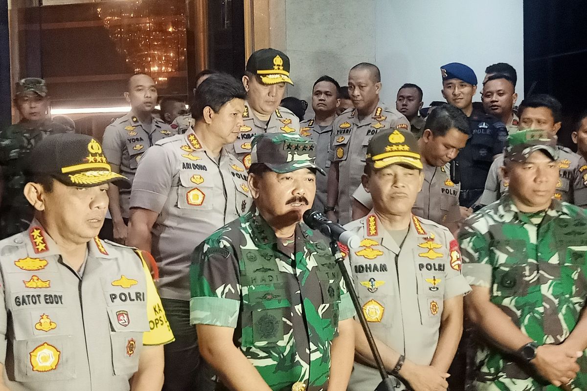 Panglima instruksikan Polri-TNI beri pelayanan humanis Tahun Baru