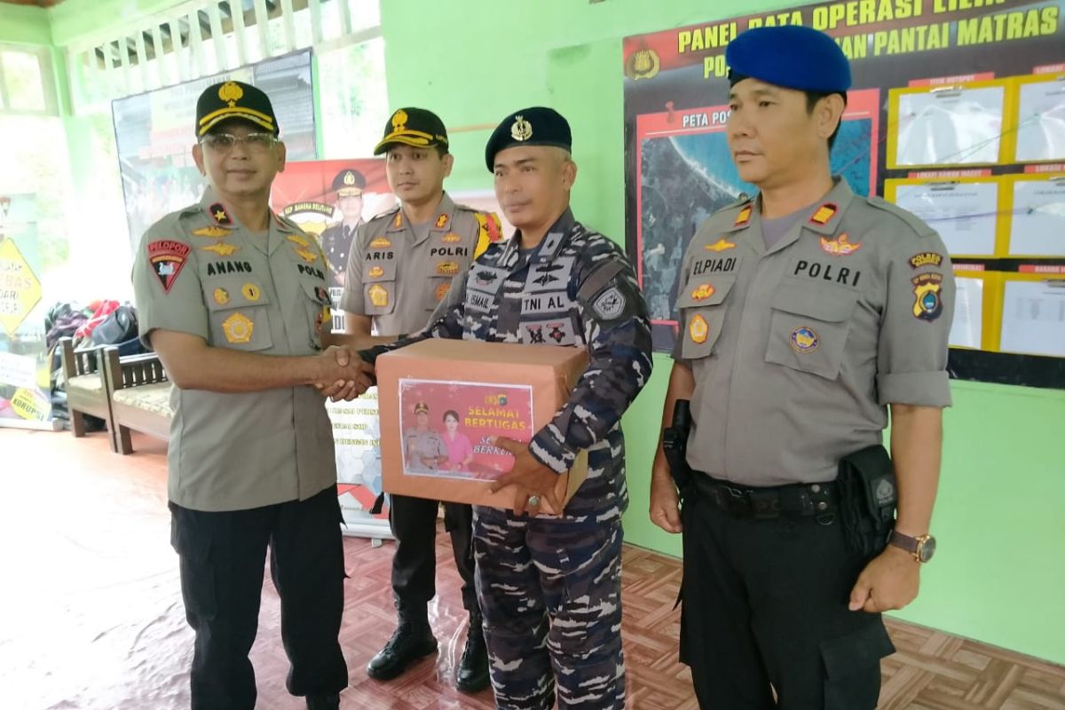 Kapolda Babel cek posko pengamanan di Pantai Matras Sungailiat