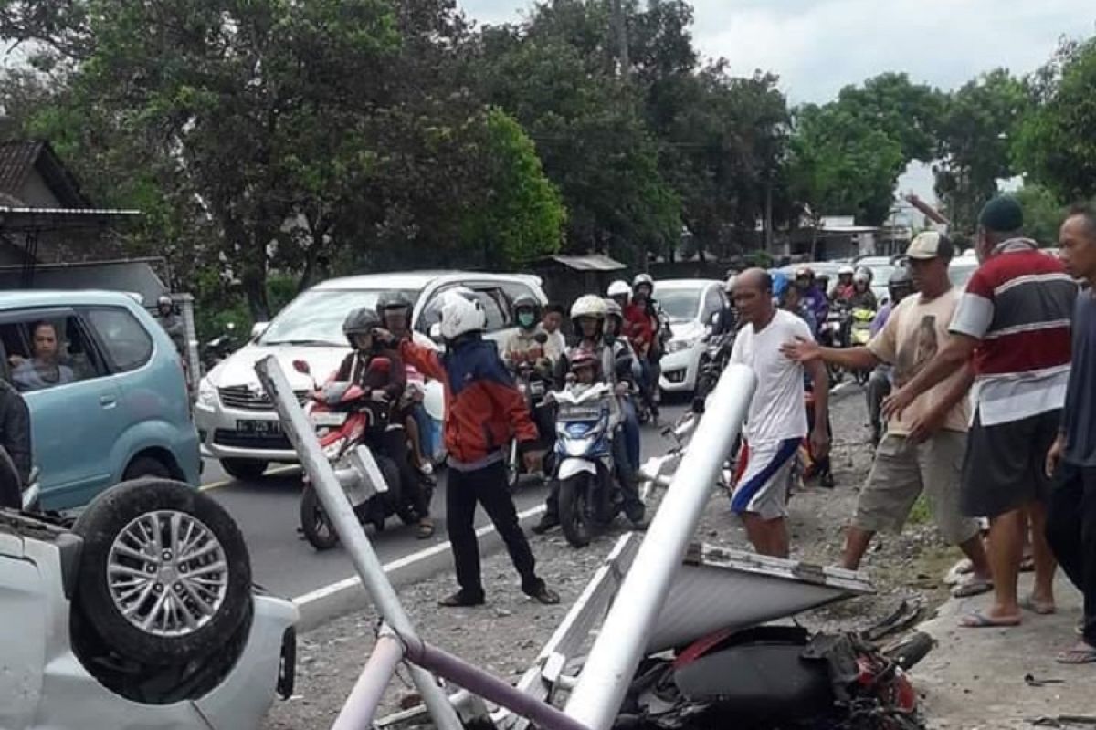 Kecelakaan satu meninggal di Blitar