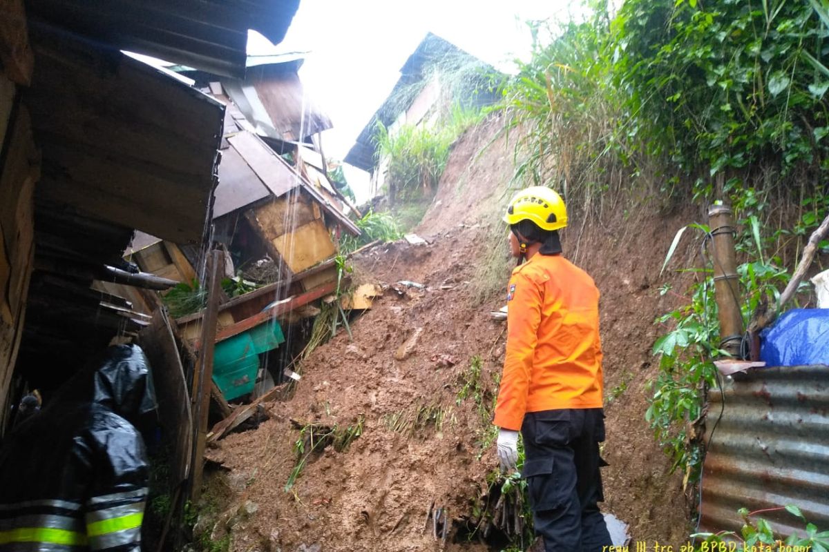 Longsor di Bogor, satu orang meninggal dunia