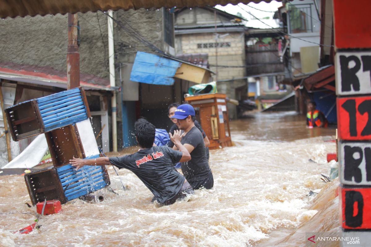 Masyarakat diimbau amankan listrik antisipasi banjir